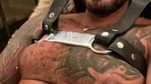 Viktor Rom celebrates 3650 days in the industry after winning a Grammy.