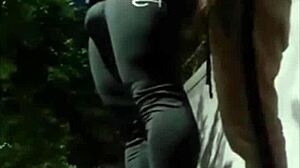 i'm exibiting my cock outdoor