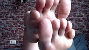 blonde skinny teen amateur webcam solo show