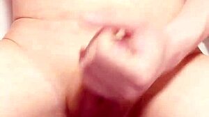 Japanese gay amateurs give handjob to cumshot