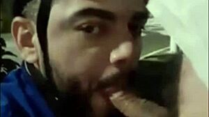 i'm exibiting my cock outdoor