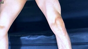 La Hijastrastra Siempre Dispuesta A Complacer A Su Padrastro Con Duro Y Apretado