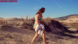 Hot portuguese slut gets picked up for beach blowjob.