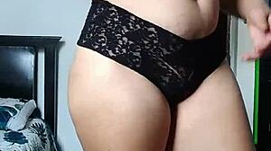 argentina culona shows off her stunning backside