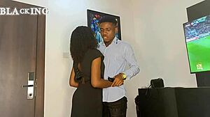 House Agent Seduces Client with Her Pussy