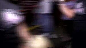 sal�n er�tico barcelona public trio inesperado parte 1