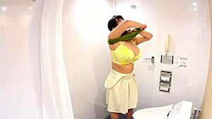 โมเดลญี่ปุ่นเปิดความลับ แสดงบูบส์ใหญ่กับก้นเด้งเย็ดส์