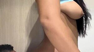 A quickie in the bathroom while my friends are in the living room -amateur couple- nysdel