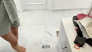 Fail Of Delivery Service Turned Into Pussyfuck