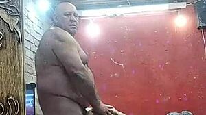 Tiuzao Fucks Novinhas Do Sul Muscular Belly