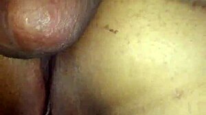 Novo amante acabando com meu cu enquanto marido filma tudo