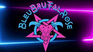 Beautiful Brunette MILF Sucks Huge Cock, Gets Ass Worshipped.