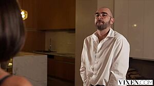 vixen con artist eve sweet plans heist