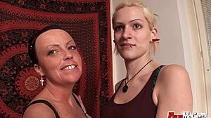 The Bisexual Babe Gets Toyed And Kissed To Orgasm In Groupsex