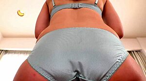 Kyoka Kanou's secret AV debut as a mature wife