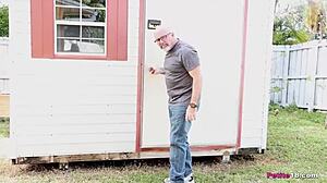 Can Petite Teen 18+ Handle a Real Man? Electra Eats Glass Shows How