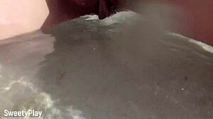 shaved pussy caught peeing on public beach