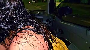 Watch Deisyyeraldine Suck Stranger's Cock in Medellin Taxi?