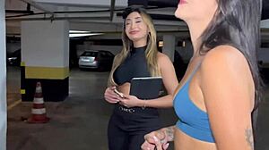 I kissed and ate my friend's big pussy with toys.