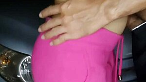 amanda got horny and gave her pussy in the garage