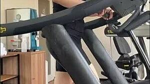 Hotel Fuck with Energetic Japanese Babe!