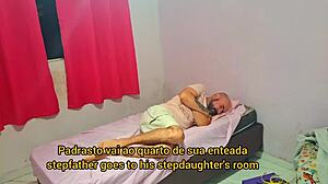 padrasto faz visita noturna inesperada