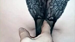 34-Year-Old Tennessee Wife’s Rear View Dildo Play Up Close