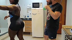 want a free personal lesson? hot brazilian trainer shows her neighbor how to squat.