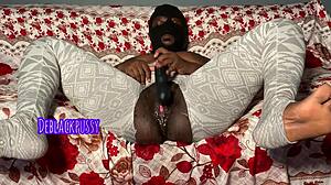 Amateur Slut Uses Vibrator for Easy Squirting Orgasm