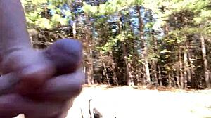 Clitlicker662's Outdoor Masturbation Feels Crazy.