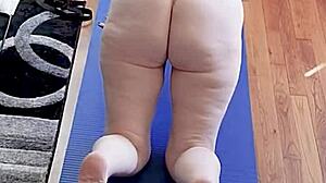 pussy yoga session with mature milf jerking off to perfection