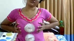 Pakistani Girl Strips on Webcam for Boyfriend and Friend Fun