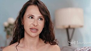 Unaware Liz Caught by Peeping Rob in Tense Moment - Liz Jordan