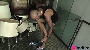 Uma Mudança Louca Com Muita Putaria E Anal Com Débora Andrade!