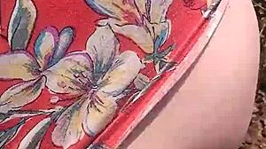 Milf wife enjoys homemade doggy cum in mouth