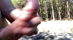 Clitlicker662's Outdoor Masturbation Feels Crazy.
