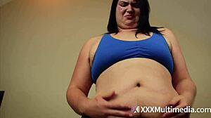 Bbw Layla Moore’s workout and her curvaceous body