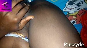 She touches her unwashed creamy pussy in the garage early morning.