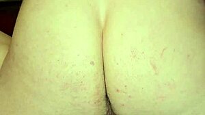 Deep preggo creampie