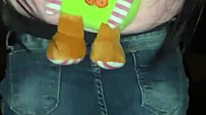 Latina Offers Ass To Finish Public Work