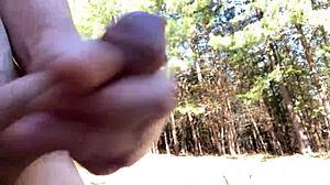 Clitlicker662's Outdoor Masturbation Feels Crazy.