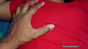 देसि इंडियन भाभी ऐश्वर्या हसबैंड से रफ और हॉट बेडरूम पाउंडिंग पाती है