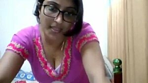 Pakistani Girl Strips on Webcam for Boyfriend and Friend Fun