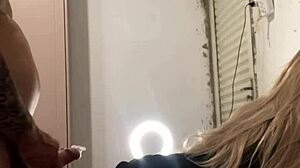 comeu o cu da pequena enteada minha mulher saiu pra da o cu e me deixo sozinho com ela sex toy