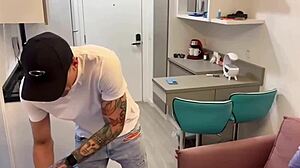 i gave my wet pussy to the big cock guy, ohh