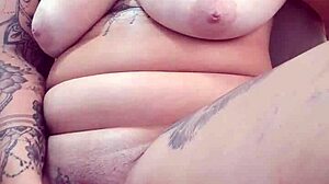 Vibrating Toy in Pussy