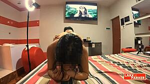 room casting 8 perla se deja chupar la concha en doggystyle y lo disfruta demasiado