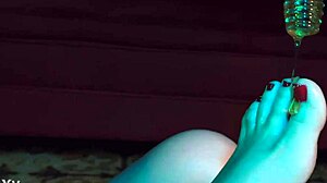 feet tasting like honey