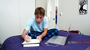 Je m'ennuie tellement, je m'amuse avec Rebel Rhyder dans ce setup familial freeuse