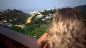 enteada magrinha fode com padrasto na varanda ao ar livre sem ligar pra quem podia pegar